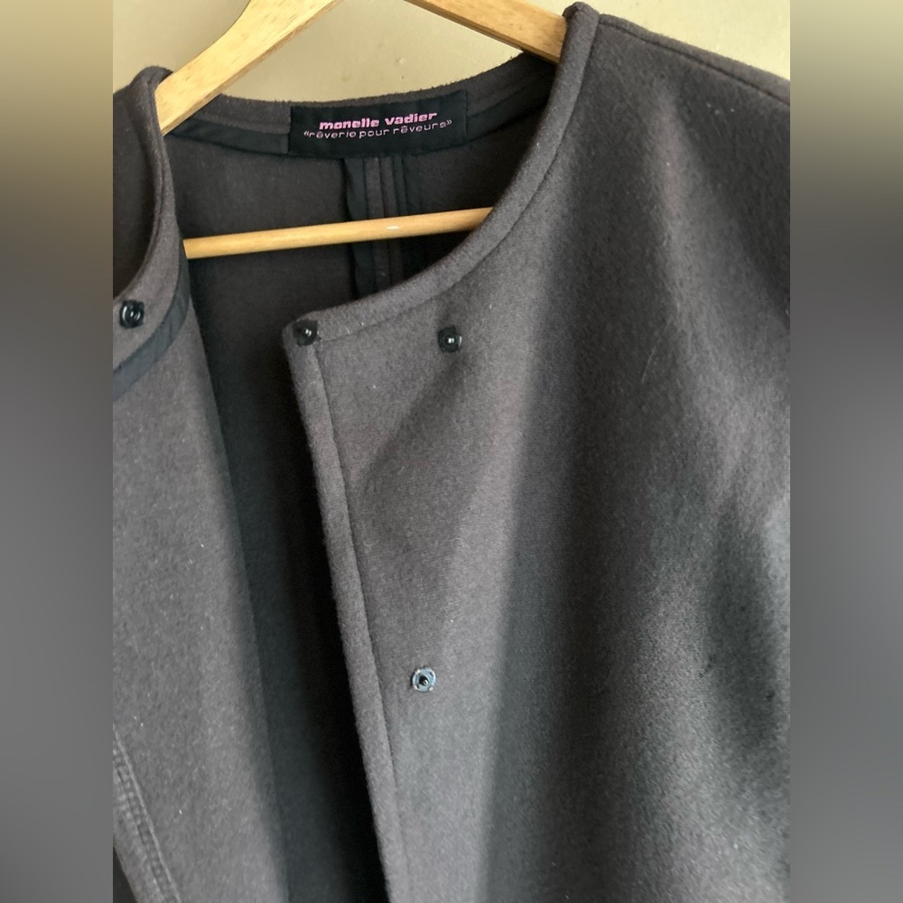 Minimalist wool tunic vest - Picture 12 of 12
